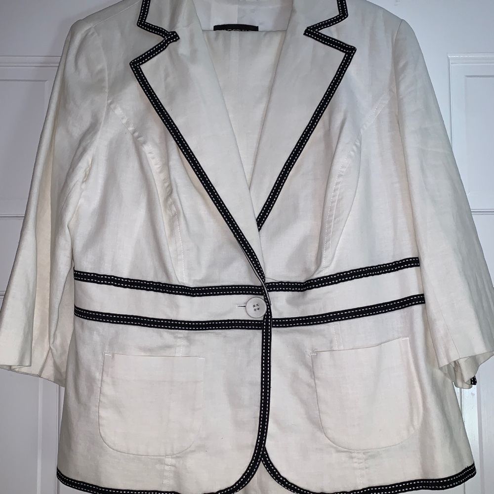 Lane Bryant White Linen Pantsuit with Black piping